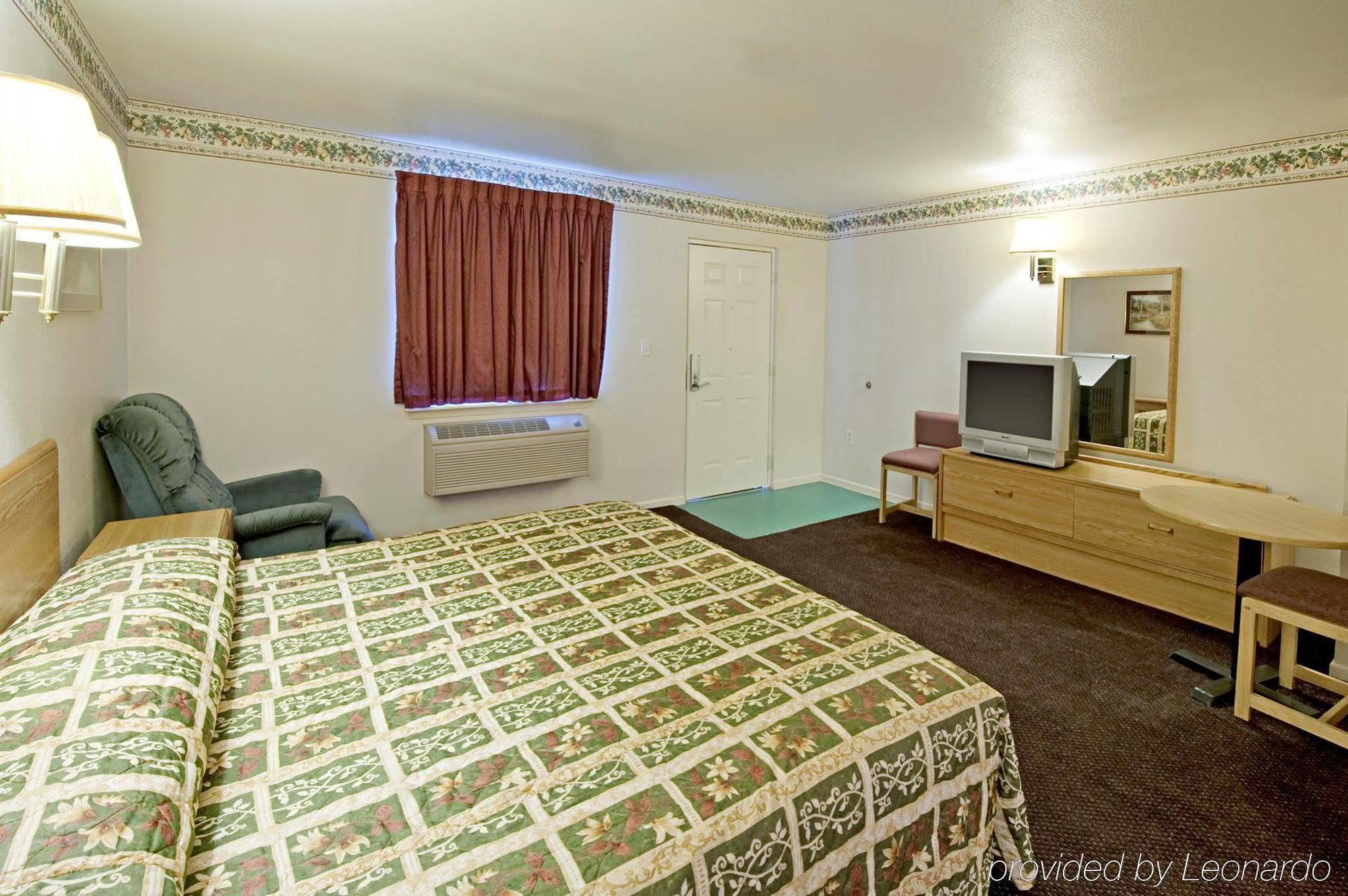 Americas Best Value Inn Mckinney Room photo